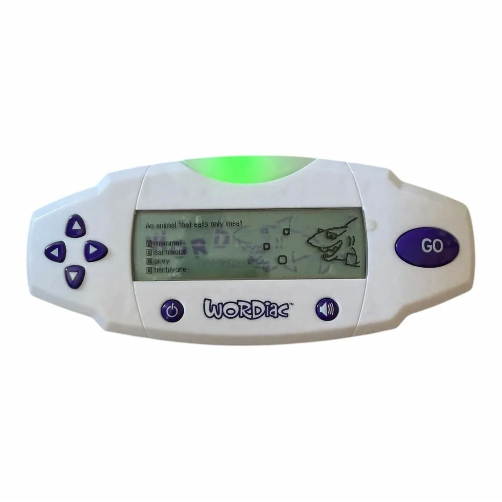 Educational Insights Wordiac English Language Vocabulary Handheld Game Open Box